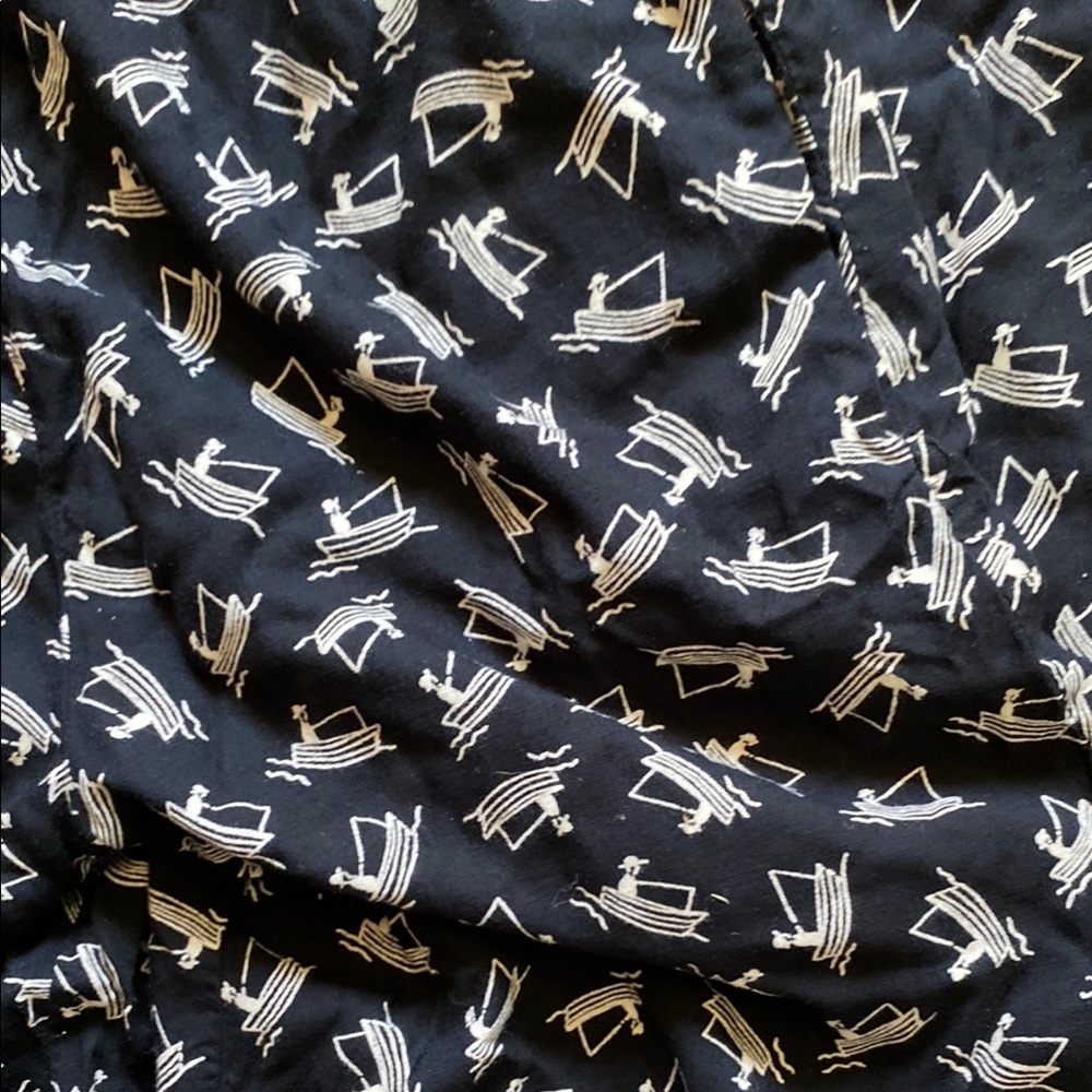 Navy Button-Up with White Abstract Design - Picture 13 of 16